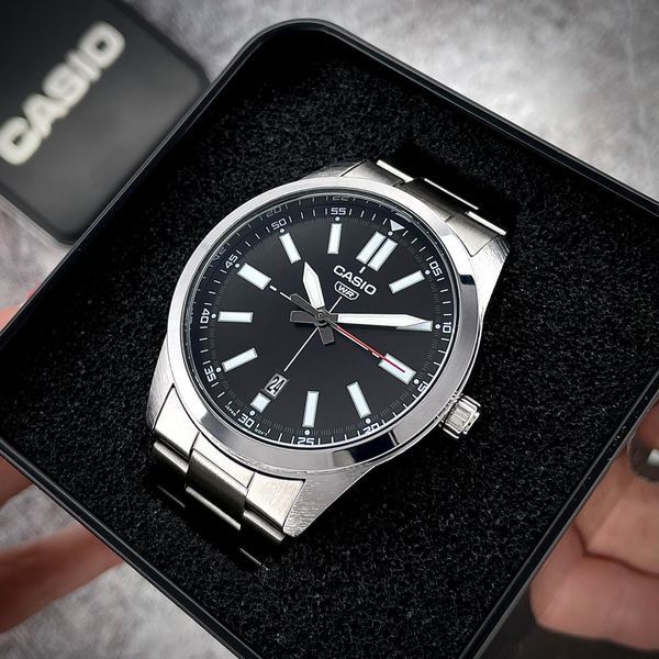 Фото Casio MTP-VD02D-1E, артикул 1141-0326 &mdash; интернет-магазин Rayup