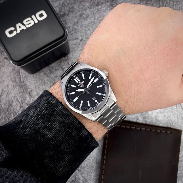 Фото Casio MTP-VD02D-1E, артикул 1141-0326 &mdash; интернет-магазин Rayup